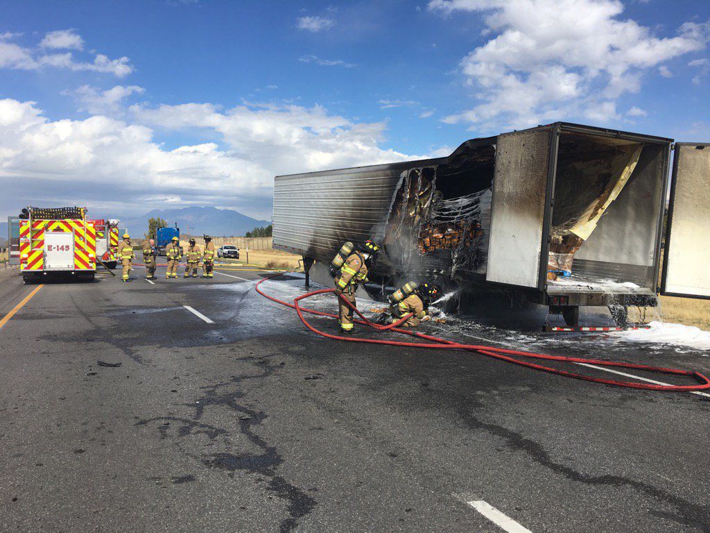 Semitrailer hauling cheese catches fire near Santaquin, backs up I15